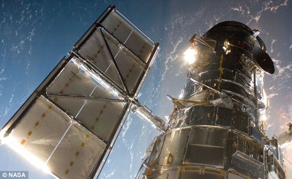 ハッブル望遠鏡は、ハッブル定数の作成を担当し、史上最高の天文学者の1人であるエドウィンハッブルにちなんで名付けられました。