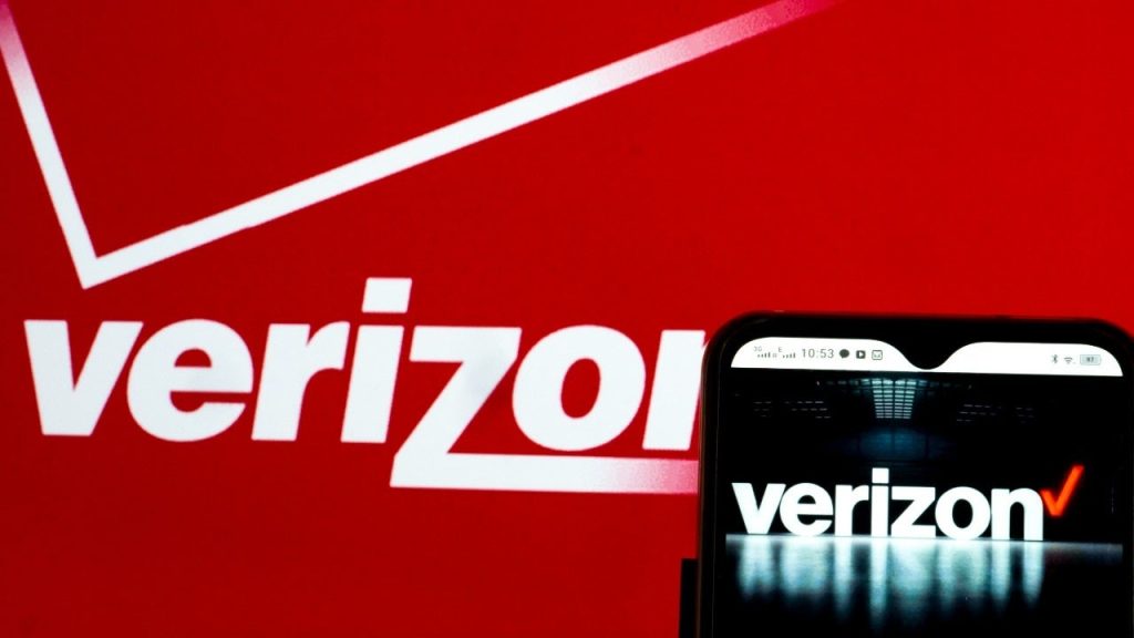 Verizonはワイヤレスサービス料金を引き上げ、企業に新しい料金を追加します
