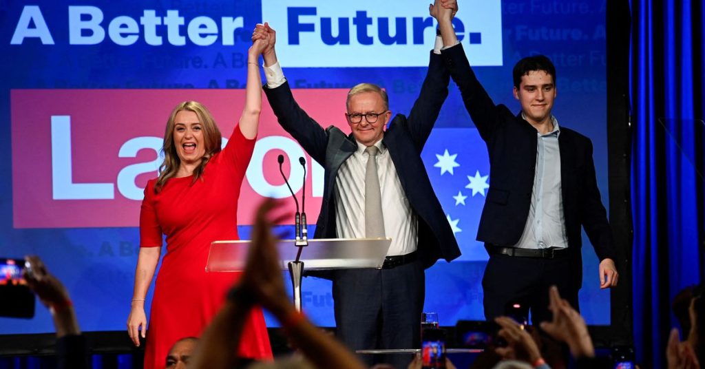 オーストラリアは9年後に保守派を追放し、アルバニーが首相に就任