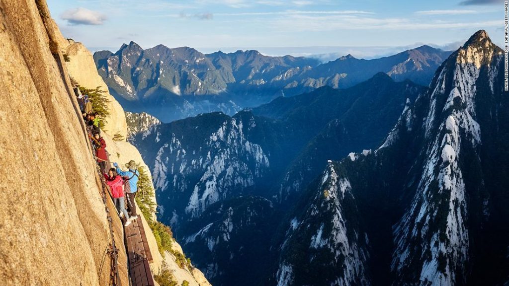 世界で最も危険なハイキングコース