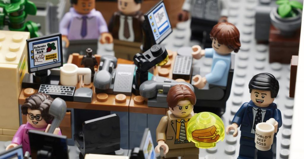 レゴはオフィスに基づいた素晴らしいコレクションを発表します