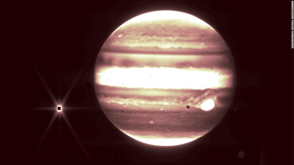 新しいウェッブ望遠鏡の画像は木星を新しい光で示しています