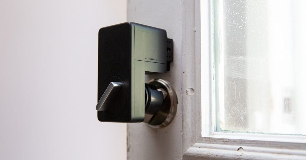 SwitchBot Lock のレビュー: ドアのロックを解除する 7 つの方法を備えたスマート ロック