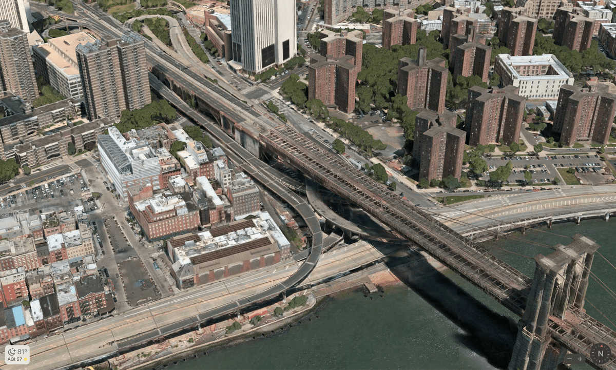 Apple Maps でマッピングされたブルックリン橋とニューヨーク市の一部。