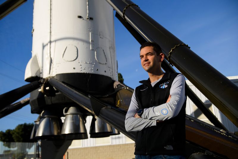 NASA と SpaceX がハッブル望遠鏡をより高い軌道に押し上げる研究