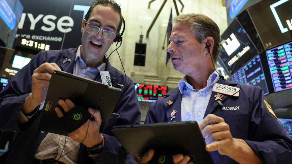 ウォール街での 2 日間の急激な上昇の後、株式は一部の上昇を反転させ、ダウ ジョーンズは 100 ポイント下落しました。