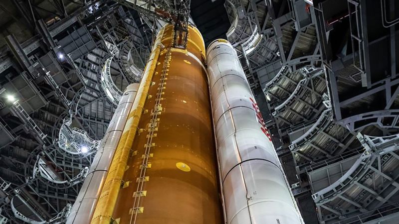 アルテミス I: NASA の巨大月ロケットが発射台に帰還