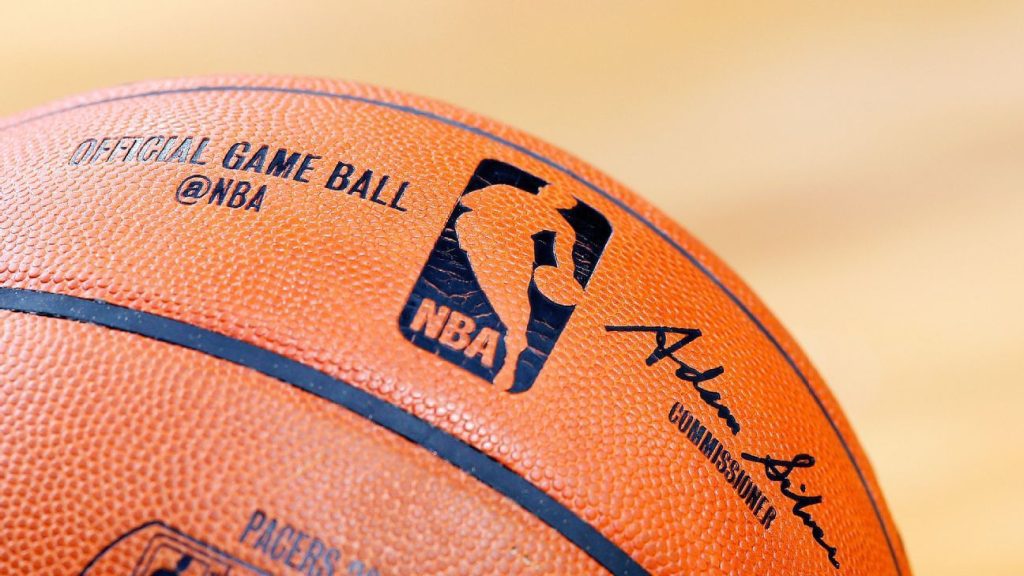 NBAと選手組合は、CBAからの撤退期限を延長することに同意した、と情報筋は言う